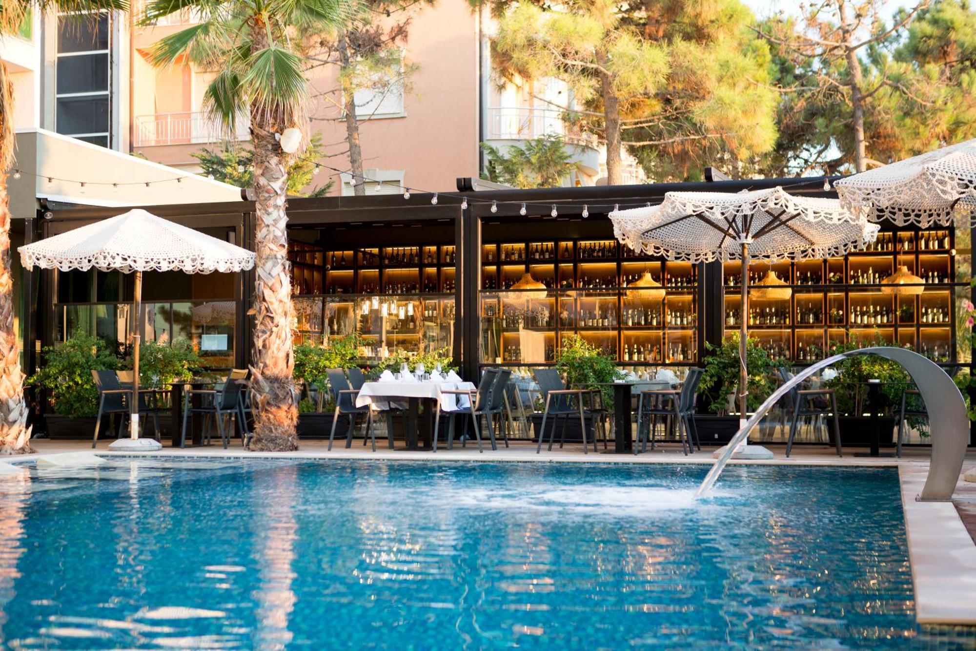 Albanian Star Hotel Kryemedhej Exterior photo